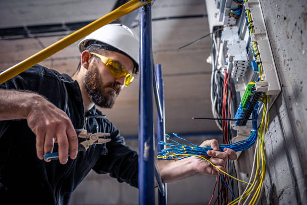 Best Ceiling Fan Installation Electrician  in Lowellville, OH