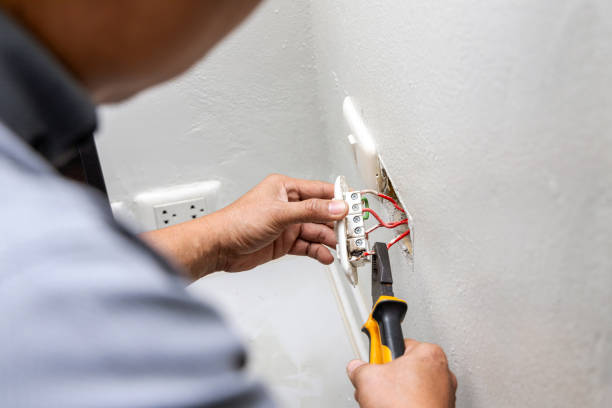Best Emergency Electrical Repair  in Lowellville, OH